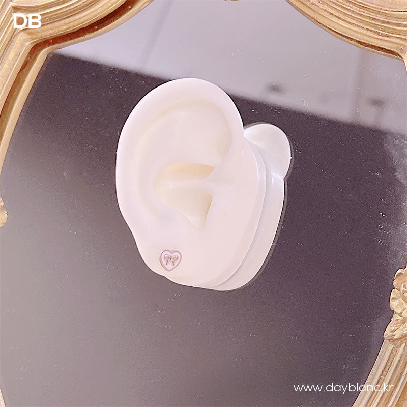 Love is Poetry (Earring)