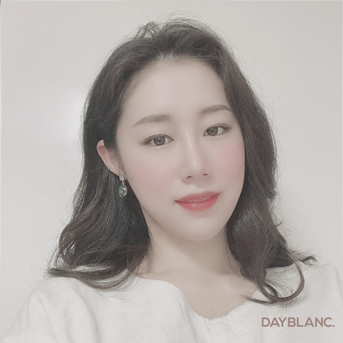 Lux Emerald 럭스에메랄드 (Earring) - DAYBLANC