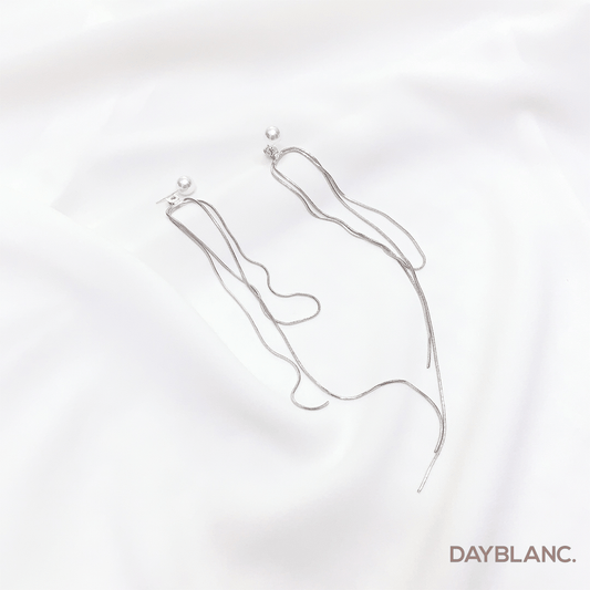 Moonlight Chain (Earring) - DAYBLANC