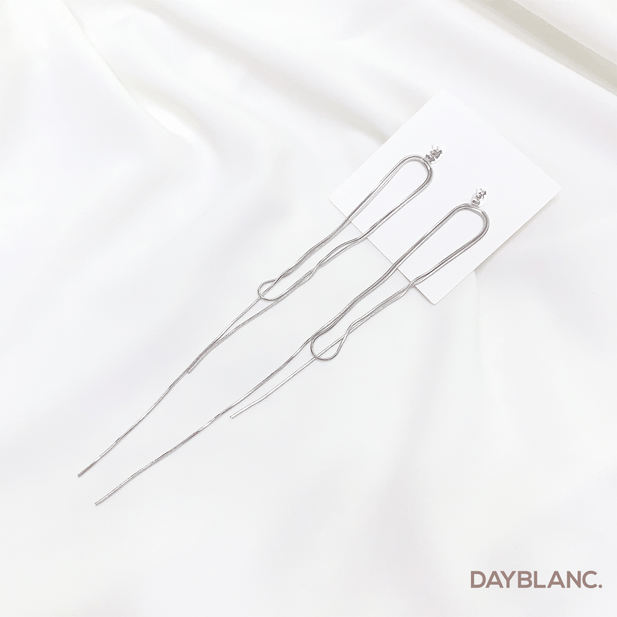 Moonlight Chain (Earring) - DAYBLANC