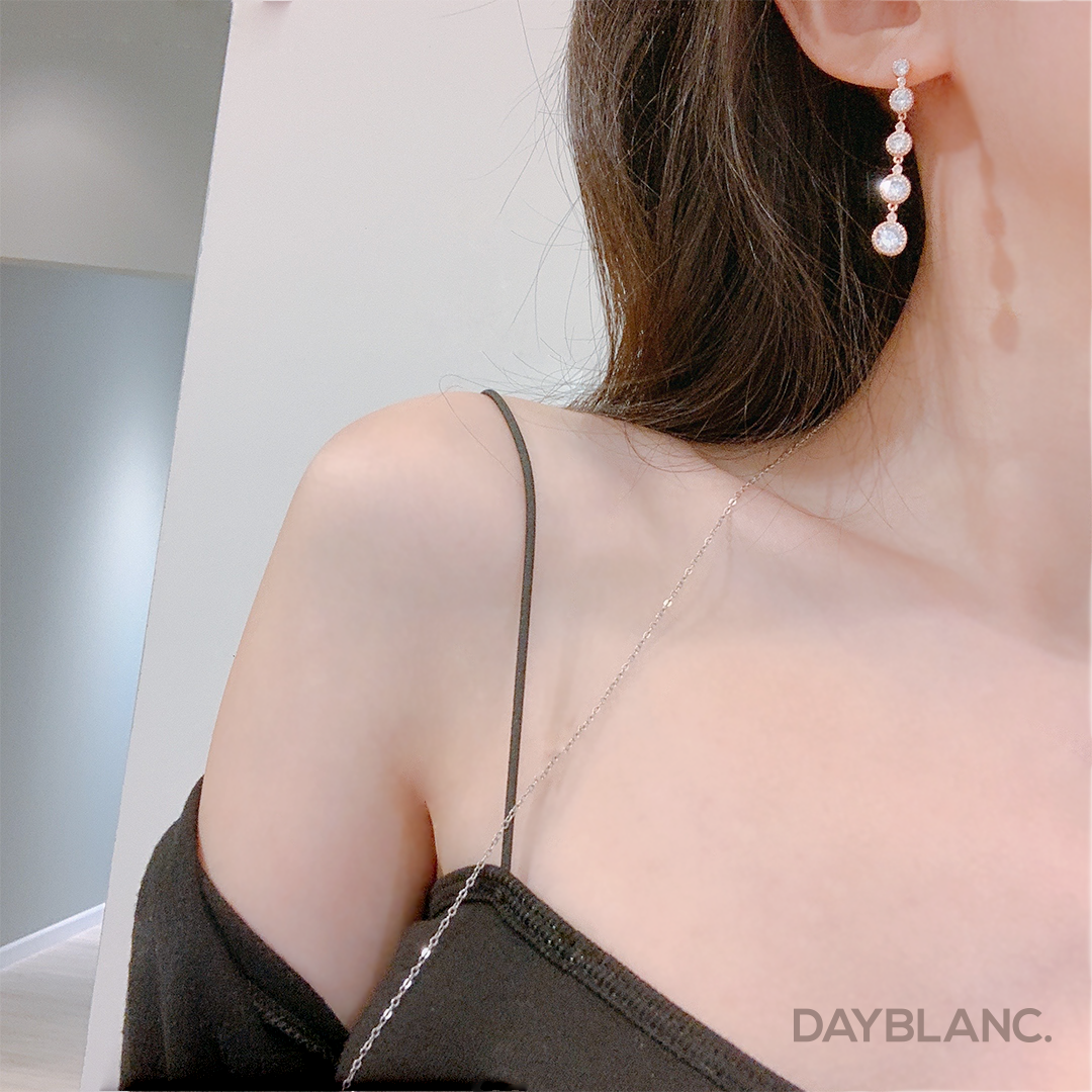 Happy Ending (Earring) - DAYBLANC