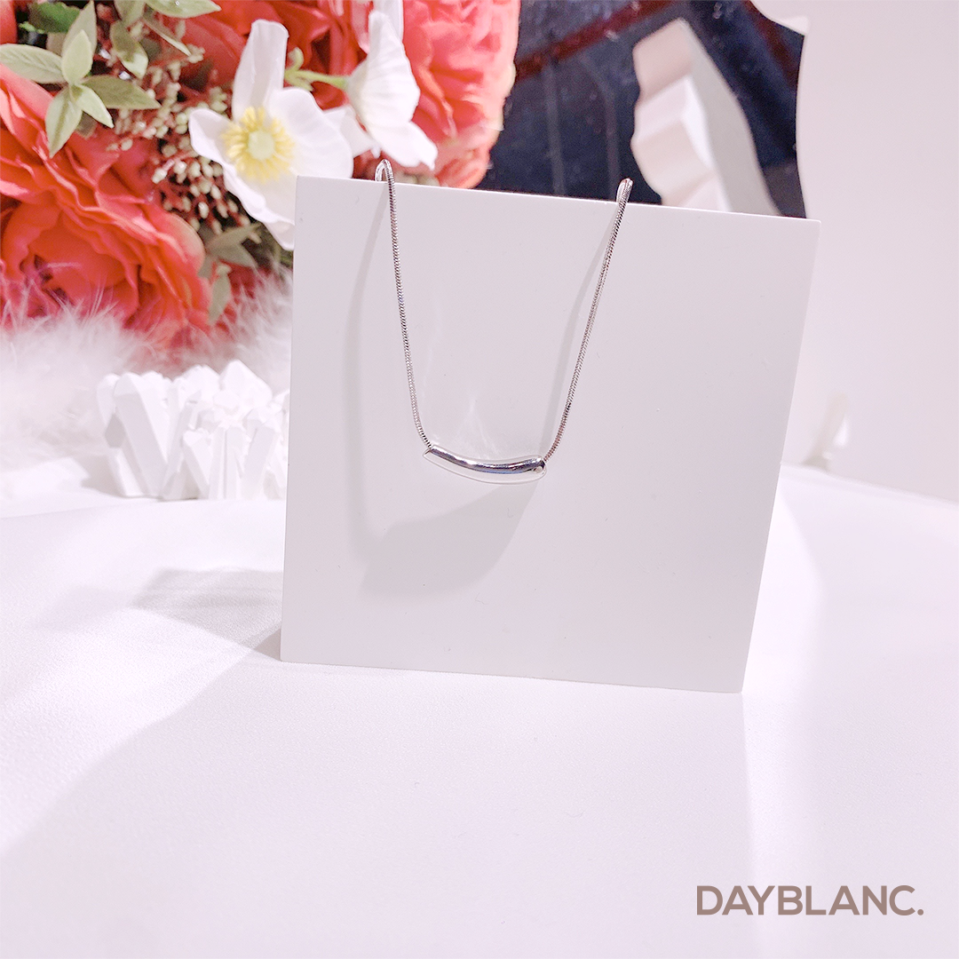 Silver Drop (Necklace) - DAYBLANC