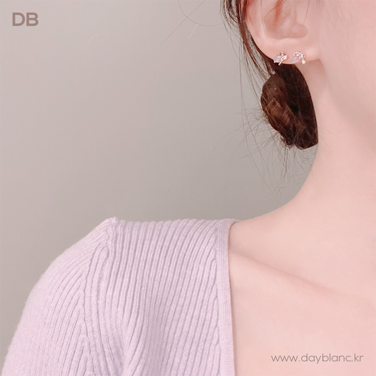 Lightning Love (Earring)