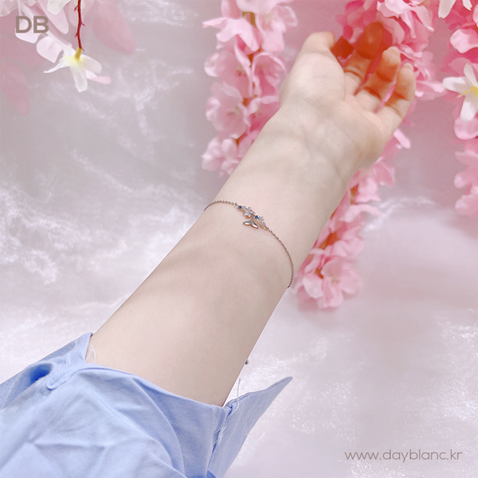 Dream of Whale (Bracelet)