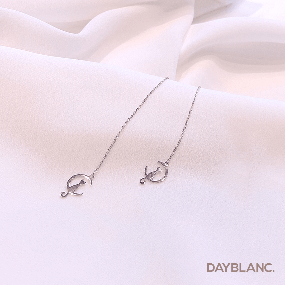 Nangman Goyangi (Earring) - DAYBLANC