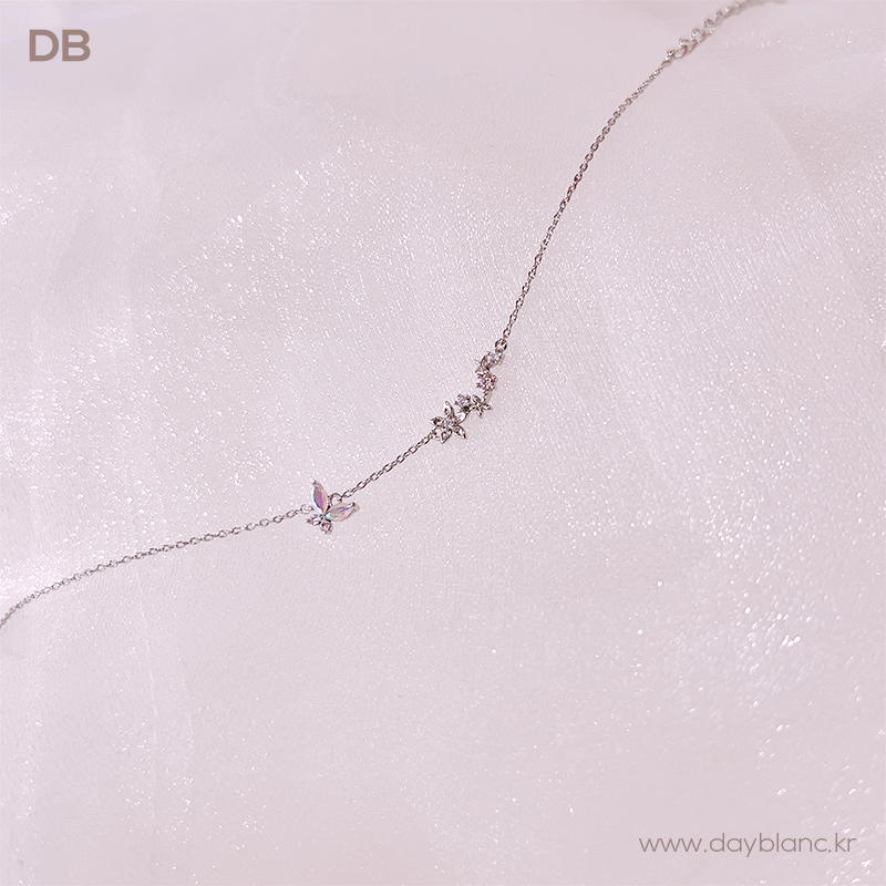 Aurora Butterfly (Bracelet)