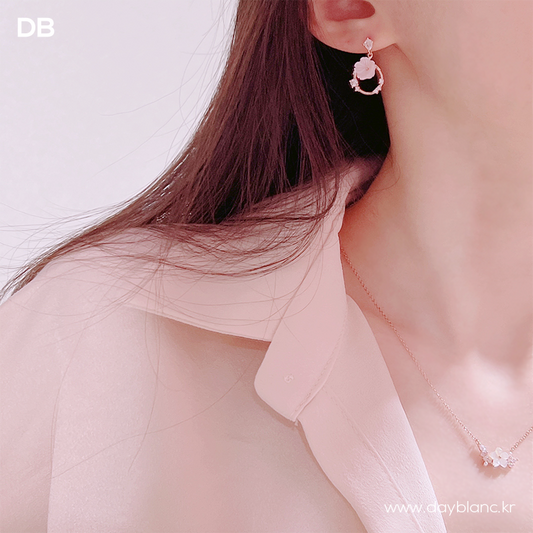 White Garden (Earring)