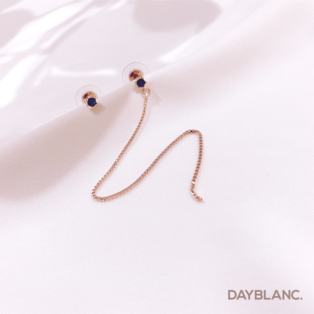 Blue Dia Point (Earring) - DAYBLANC