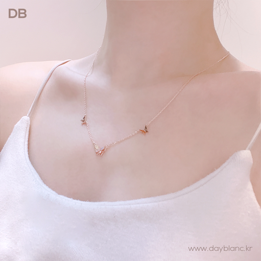 Naui Nabi (Necklace)