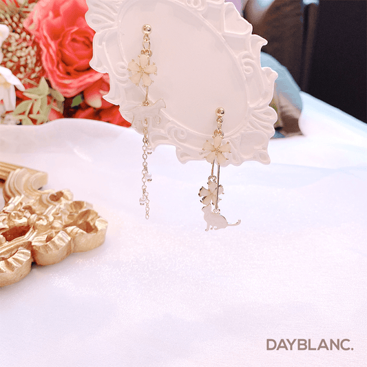Spring Cat (Earring) - DAYBLANC