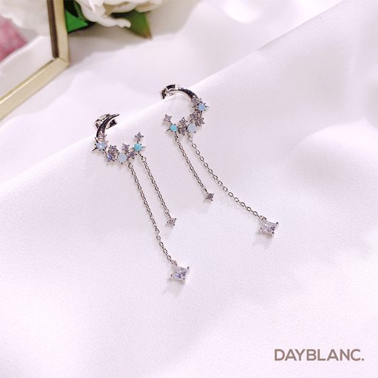 Love by the Moon (Earring) - DAYBLANC