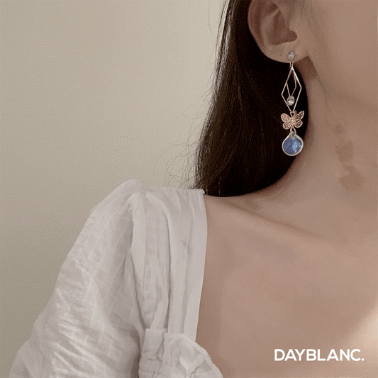 Butterfly Dream 나비의 꿈 (Earring) - DAYBLANC