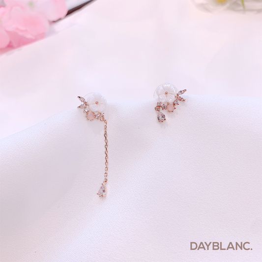 Love Fragrance (Earring) - DAYBLANC