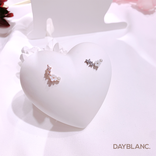 Swaying Petals (Piercing) - DAYBLANC