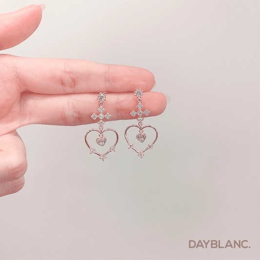 Love Is All We Need (Earring) - DAYBLANC