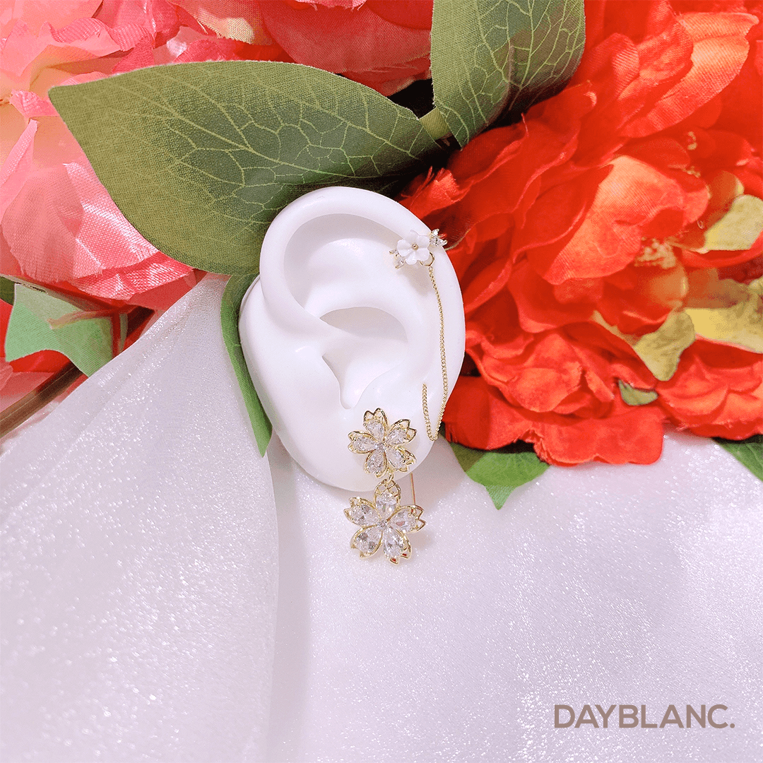 Cherry Blossom Ending (Earring) - DAYBLANC