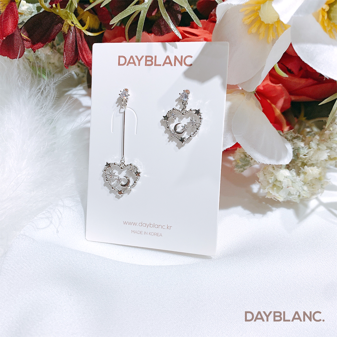 Moonlight Story (Earring) - DAYBLANC