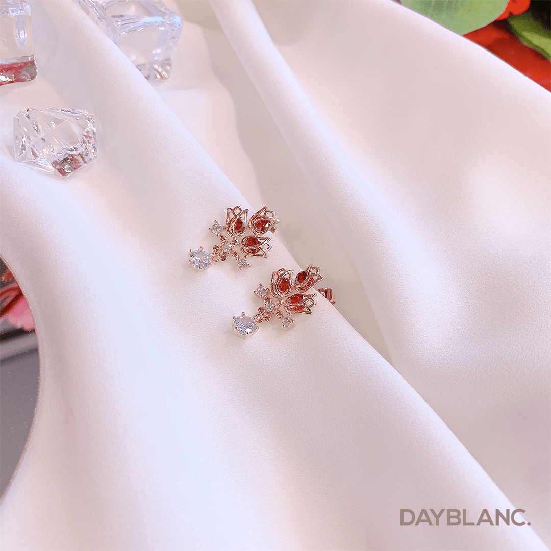 Posy of Tulip (Earring) - DAYBLANC