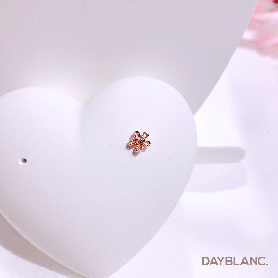 Basic Blossom (Piercing) - DAYBLANC