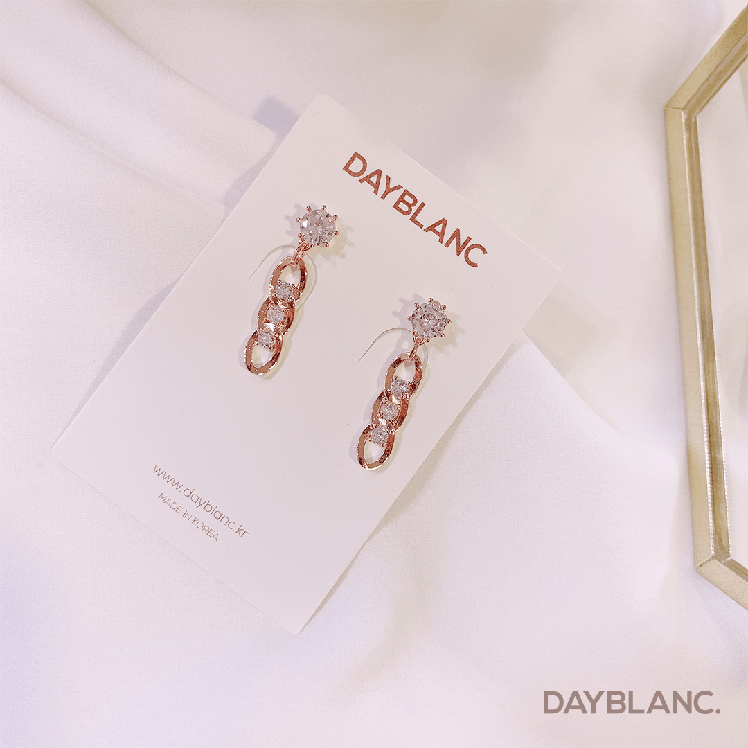 Not Shy (Earring) - DAYBLANC