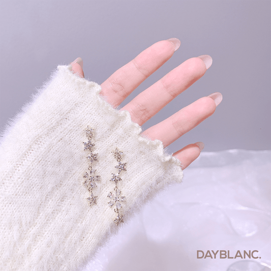 Starlight Blossom (Earring) - DAYBLANC