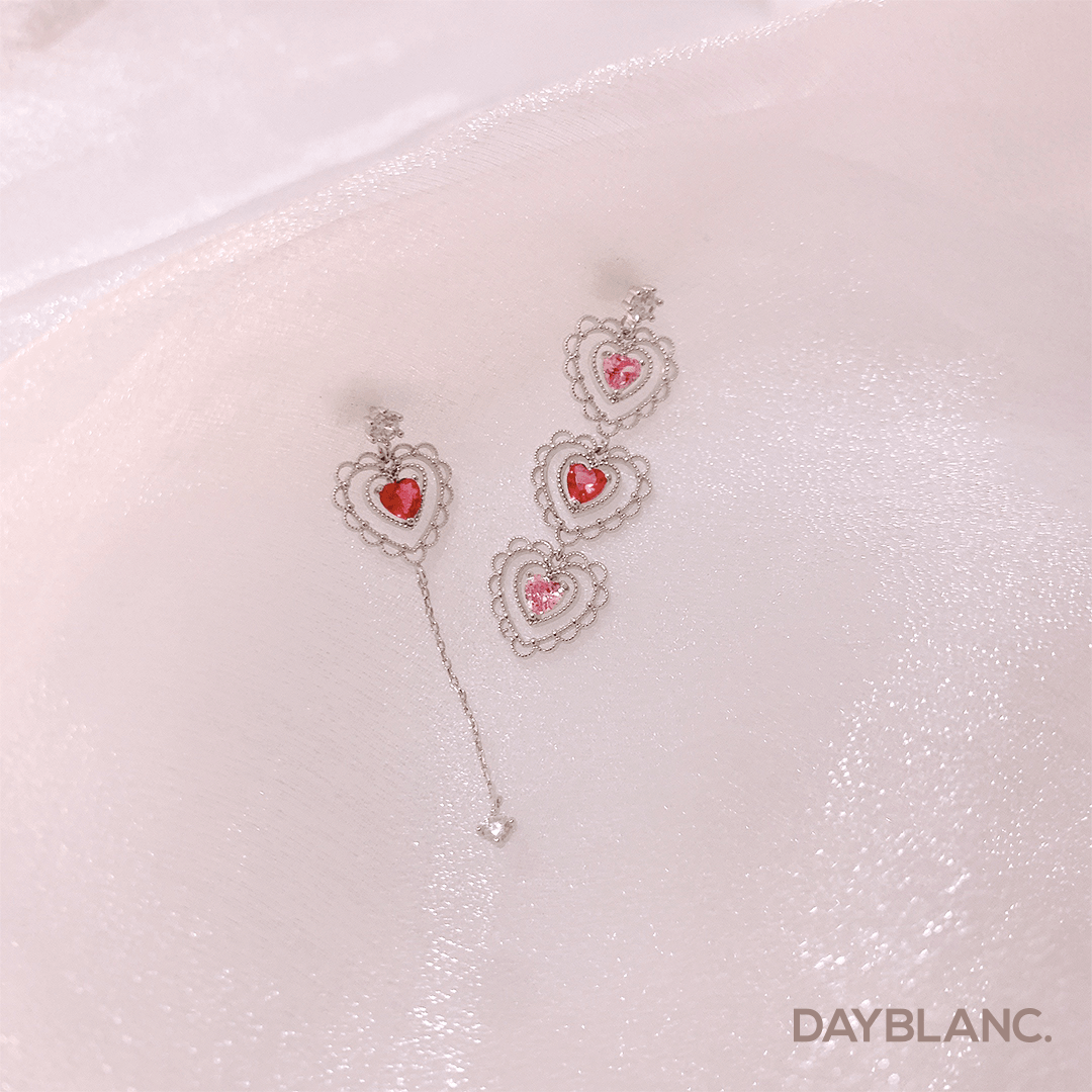 Love Equation (Earring) - DAYBLANC