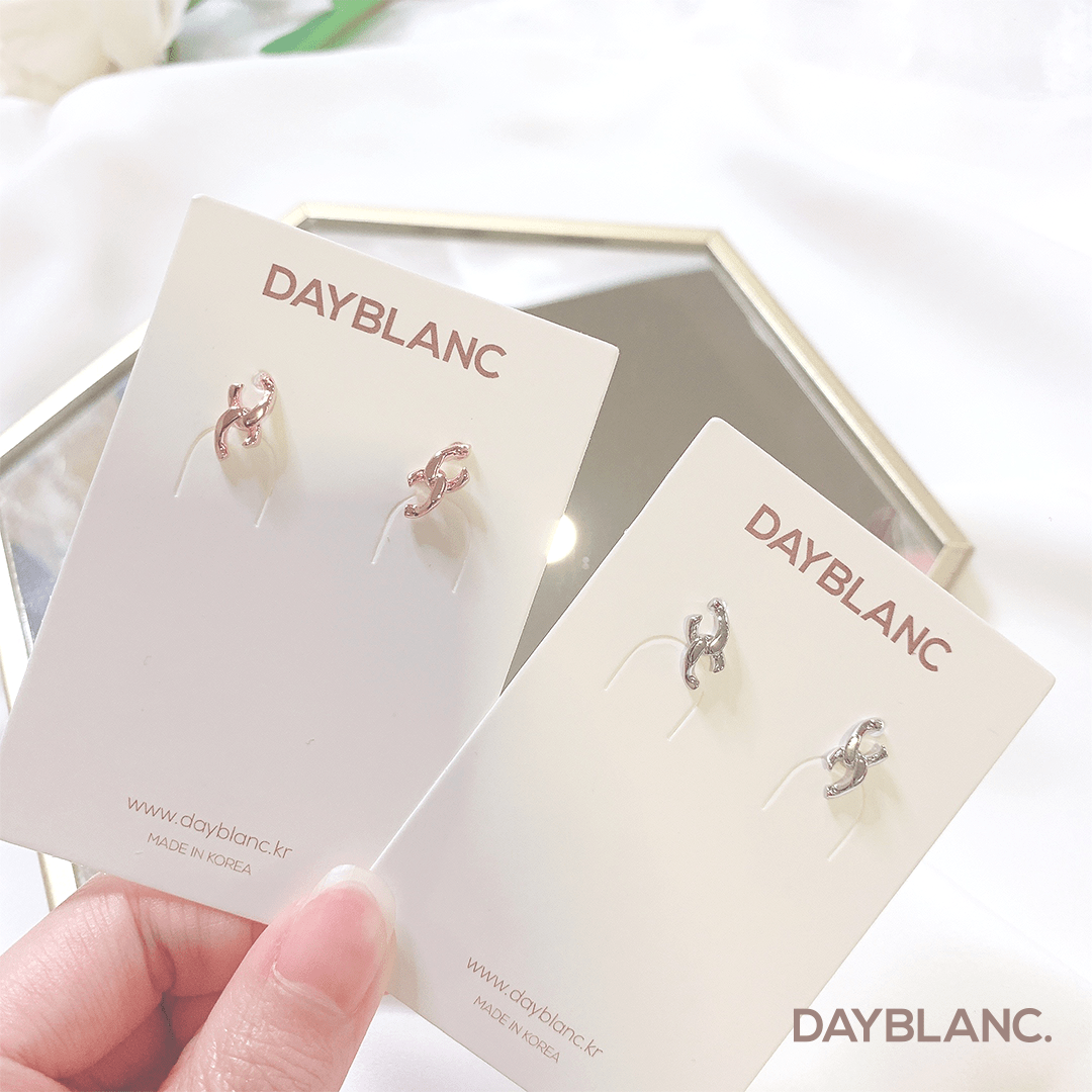 Mini Knot (Earring) - DAYBLANC