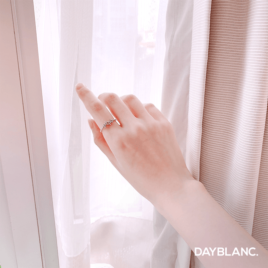 Blessing of Flower (Ring) - DAYBLANC