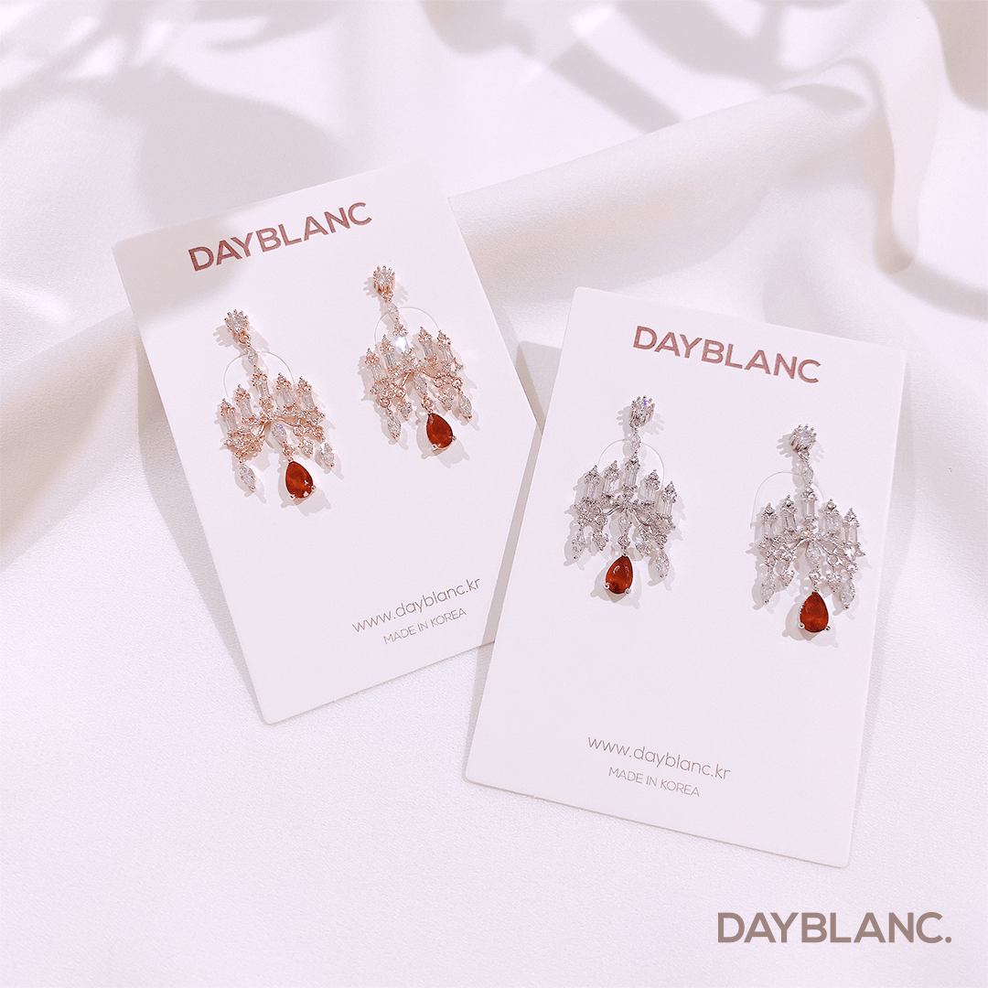Lumière (Earring) - DAYBLANC