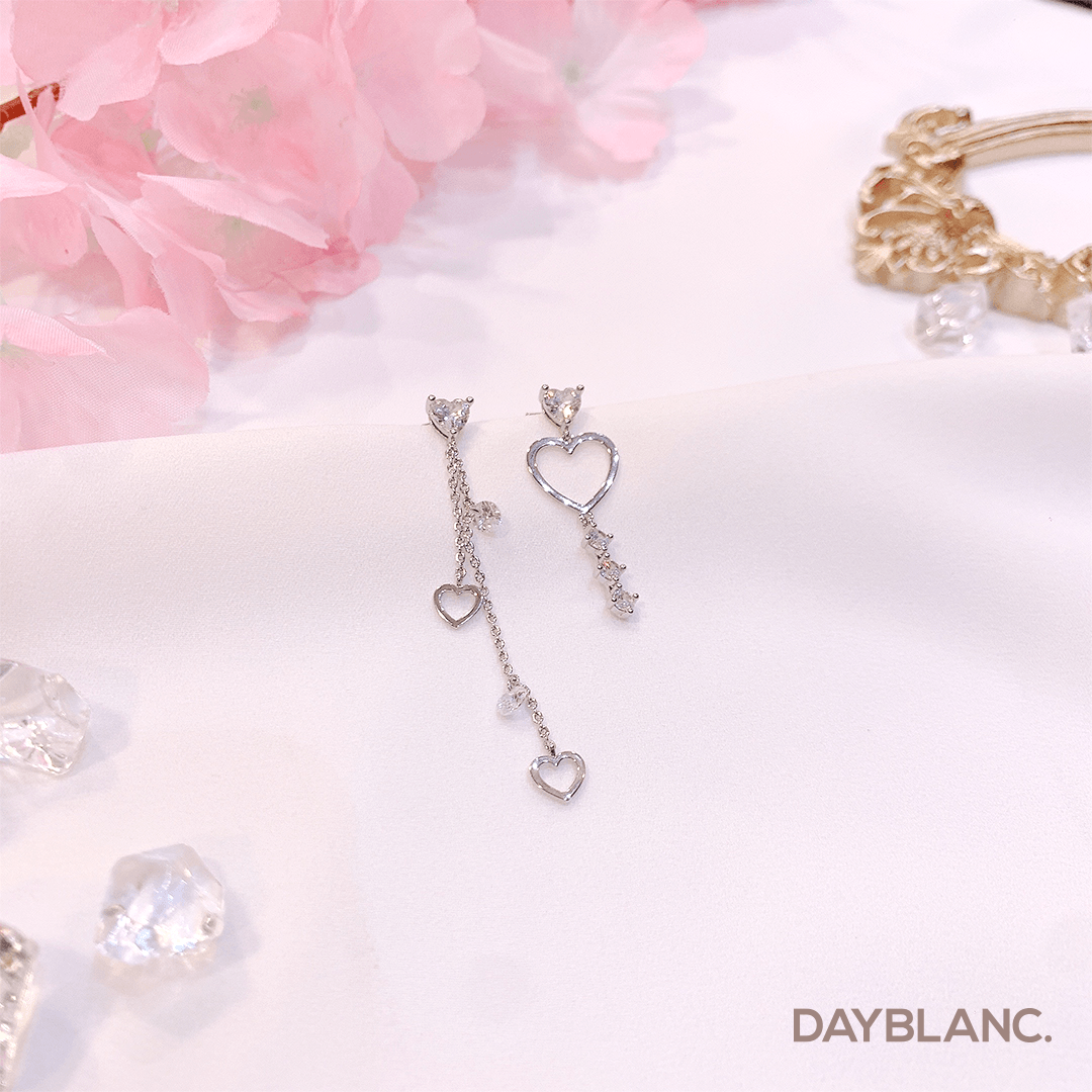 Love Bomb (Earring) - DAYBLANC