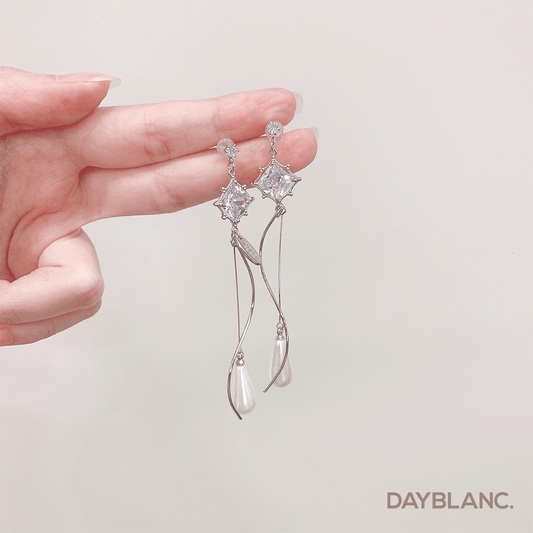 Water Fairy (Premium Earring) - DAYBLANC