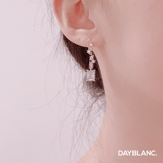 Borabit Bam (Earring) - DAYBLANC