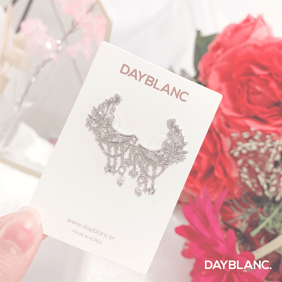 Autumn Moon (Earring) - DAYBLANC