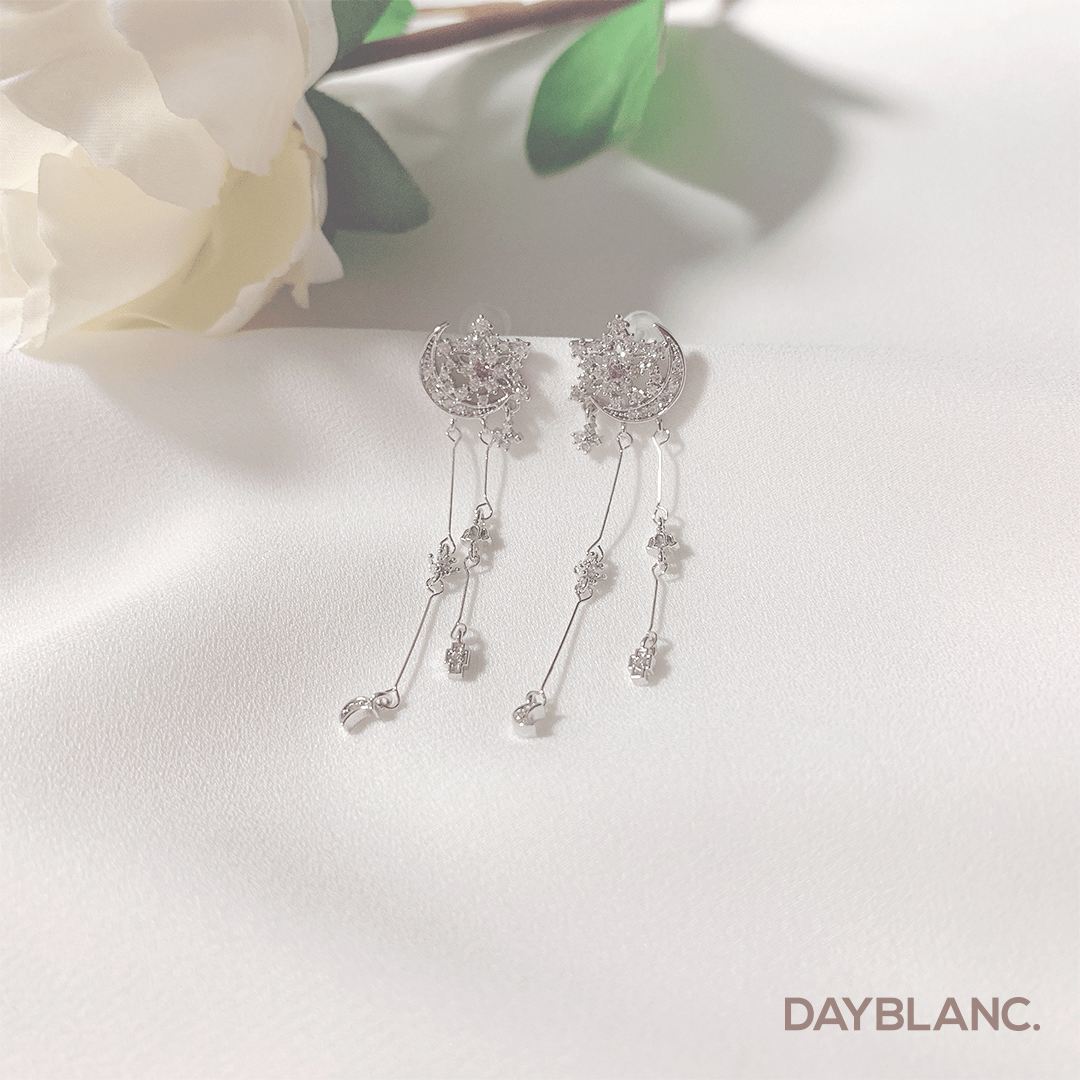 Love from Moon (Earring) - DAYBLANC