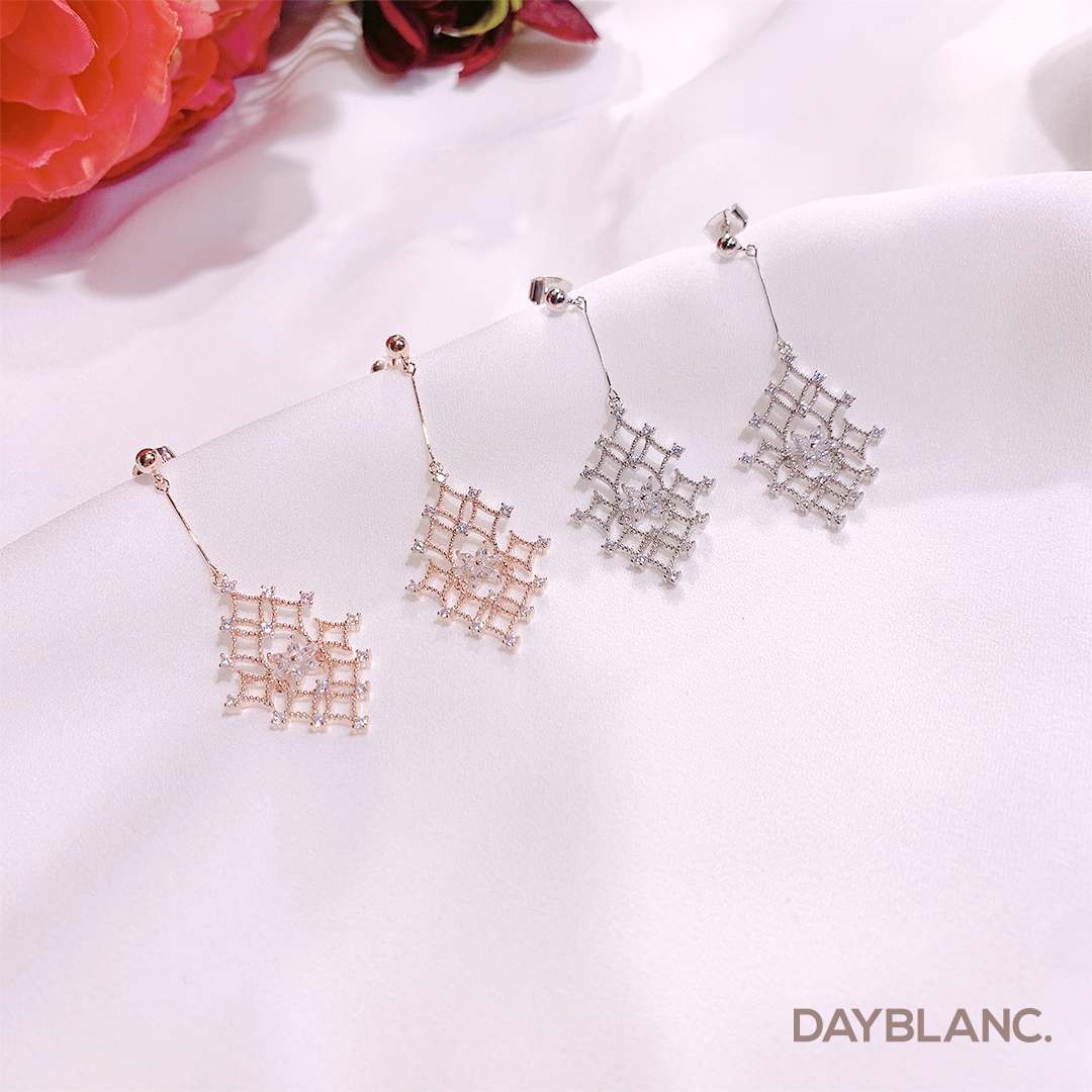 Frozen Heart (Earring) - DAYBLANC
