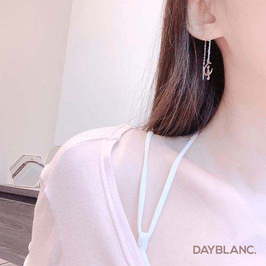 Nangman Goyangi (Earring) - DAYBLANC