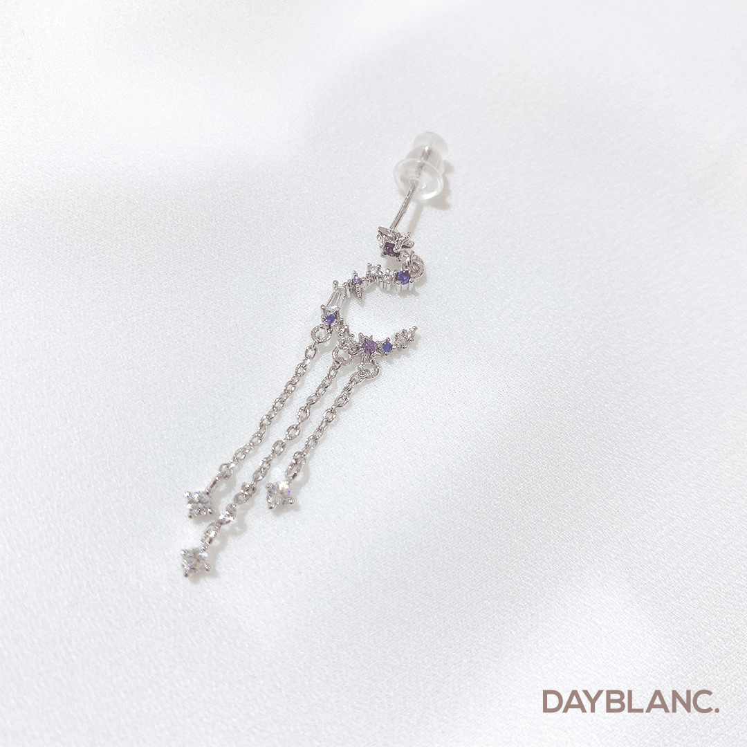 Follow The Moonlight (Earring) - DAYBLANC