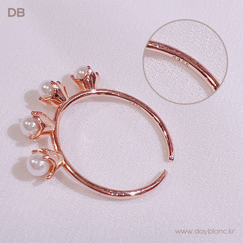 Enchanted Rose Pearls (Ring)