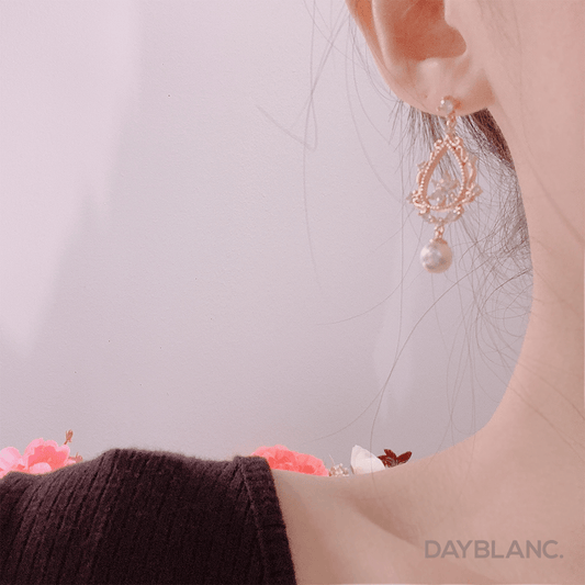 Sprouting Spring (Earring) - DAYBLANC
