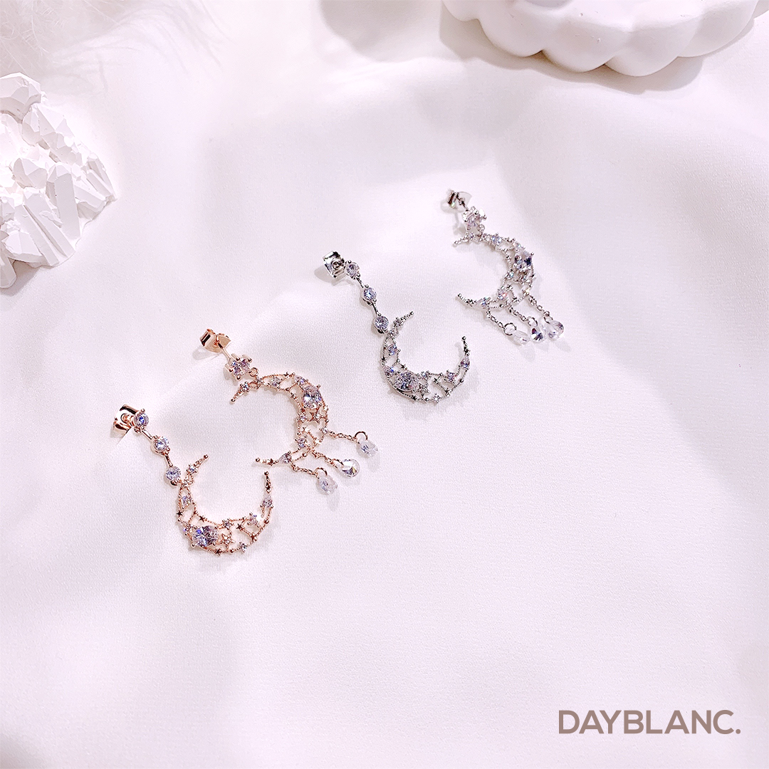Dreamy Moon (Earring) - DAYBLANC