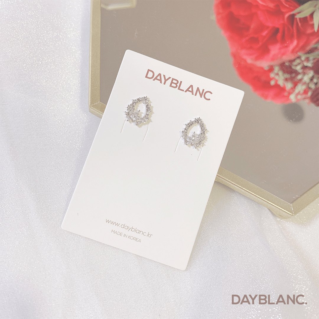 Water Daisy (Earring) - DAYBLANC