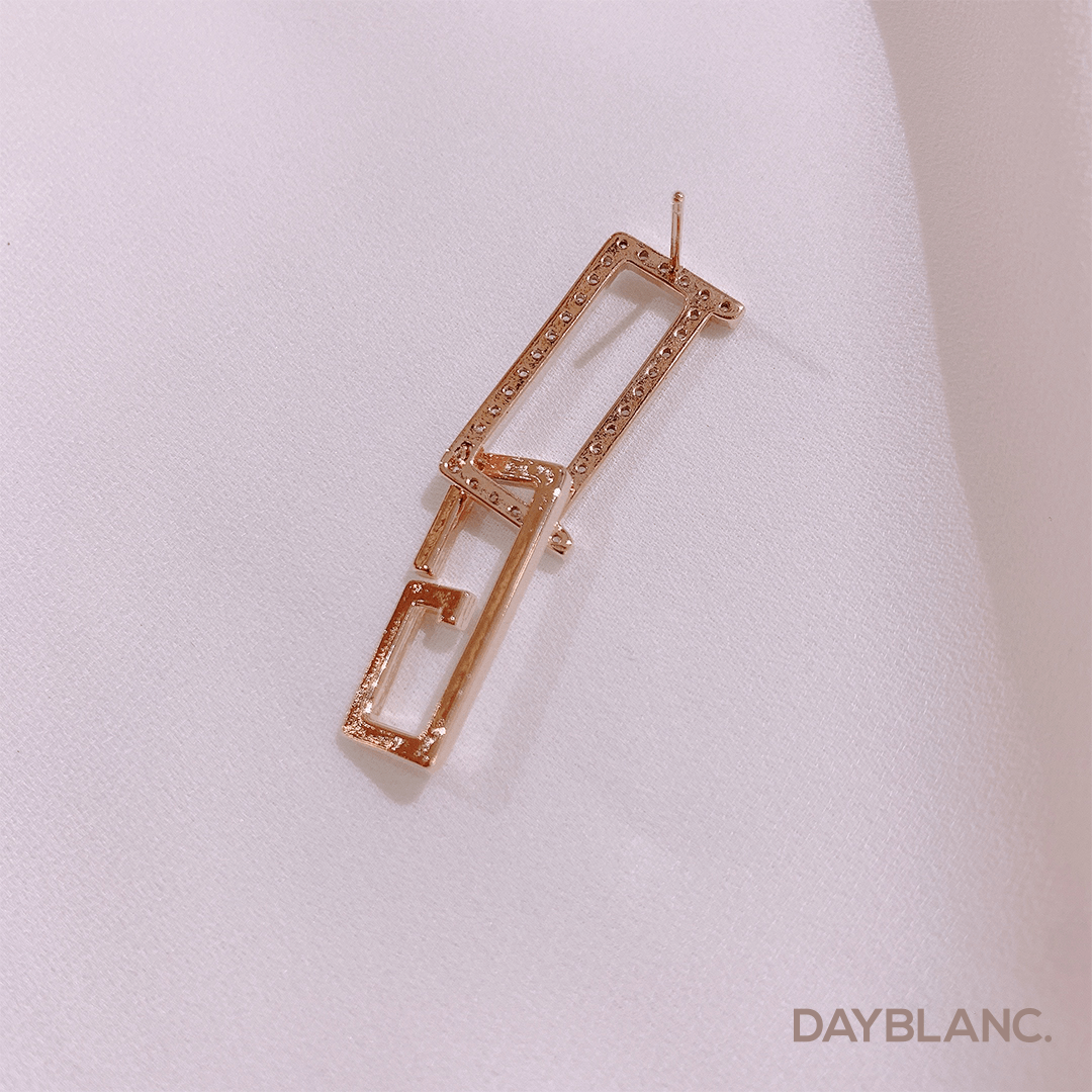 Bad Girl Good Girl (Earring) - DAYBLANC