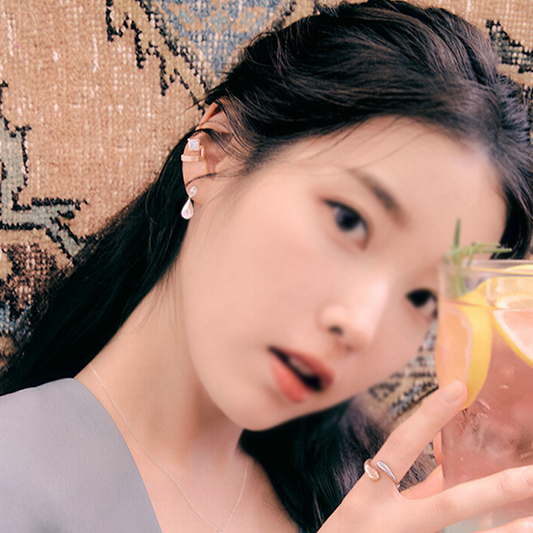 Gleaming Rain (Earring)