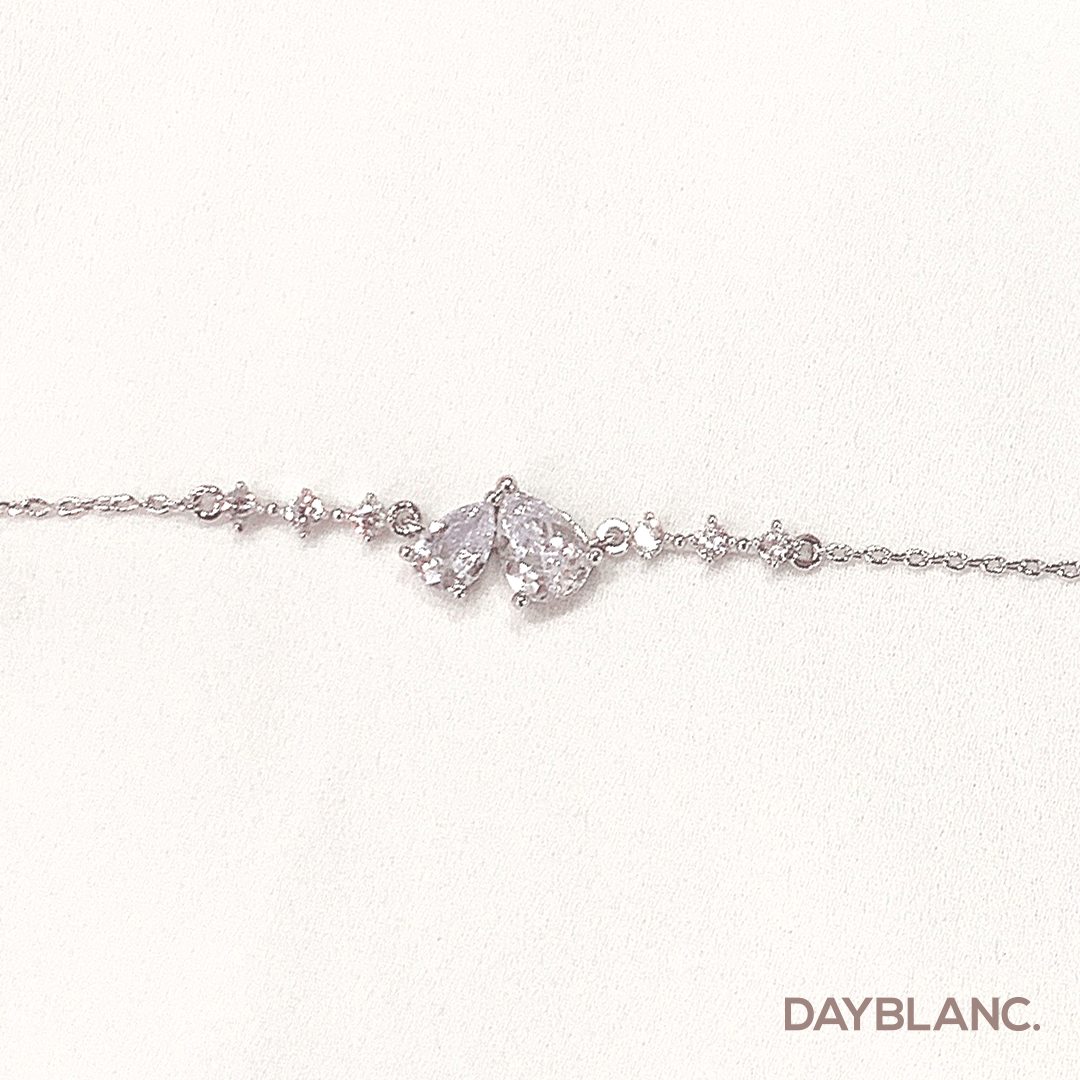 Pure Goddess (Bracelet) - DAYBLANC