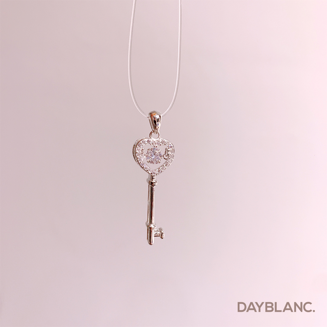 Key To My Heart (Premium | Necklace) - DAYBLANC
