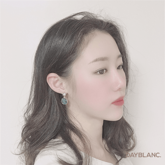 Lux Emerald 럭스에메랄드 (Earring) - DAYBLANC
