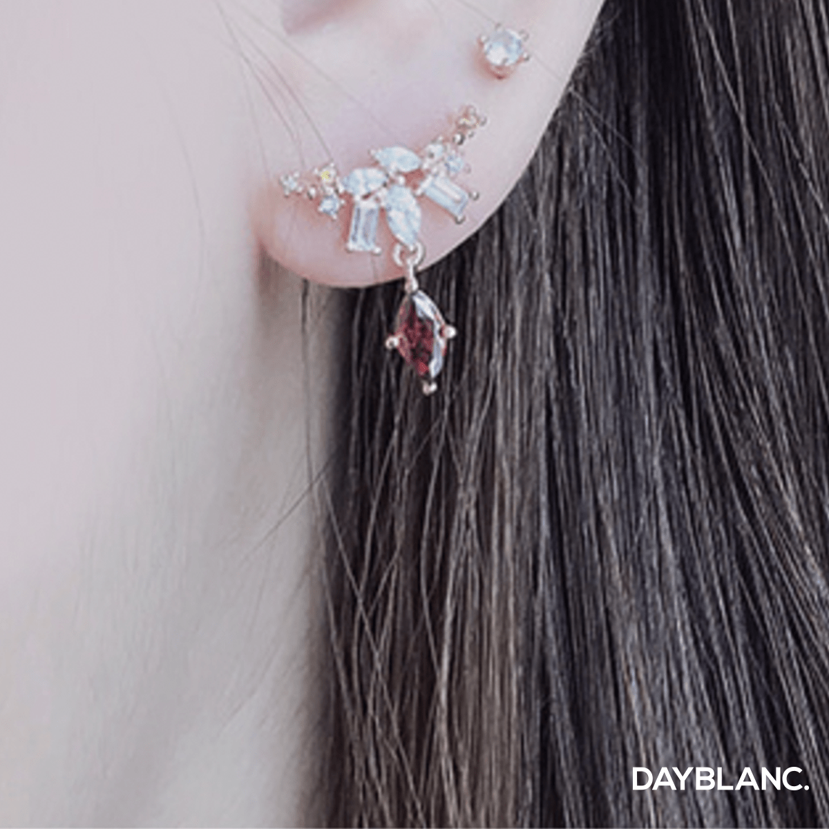 Guardian of Luna 달의 수호자 (Earring) - DAYBLANC