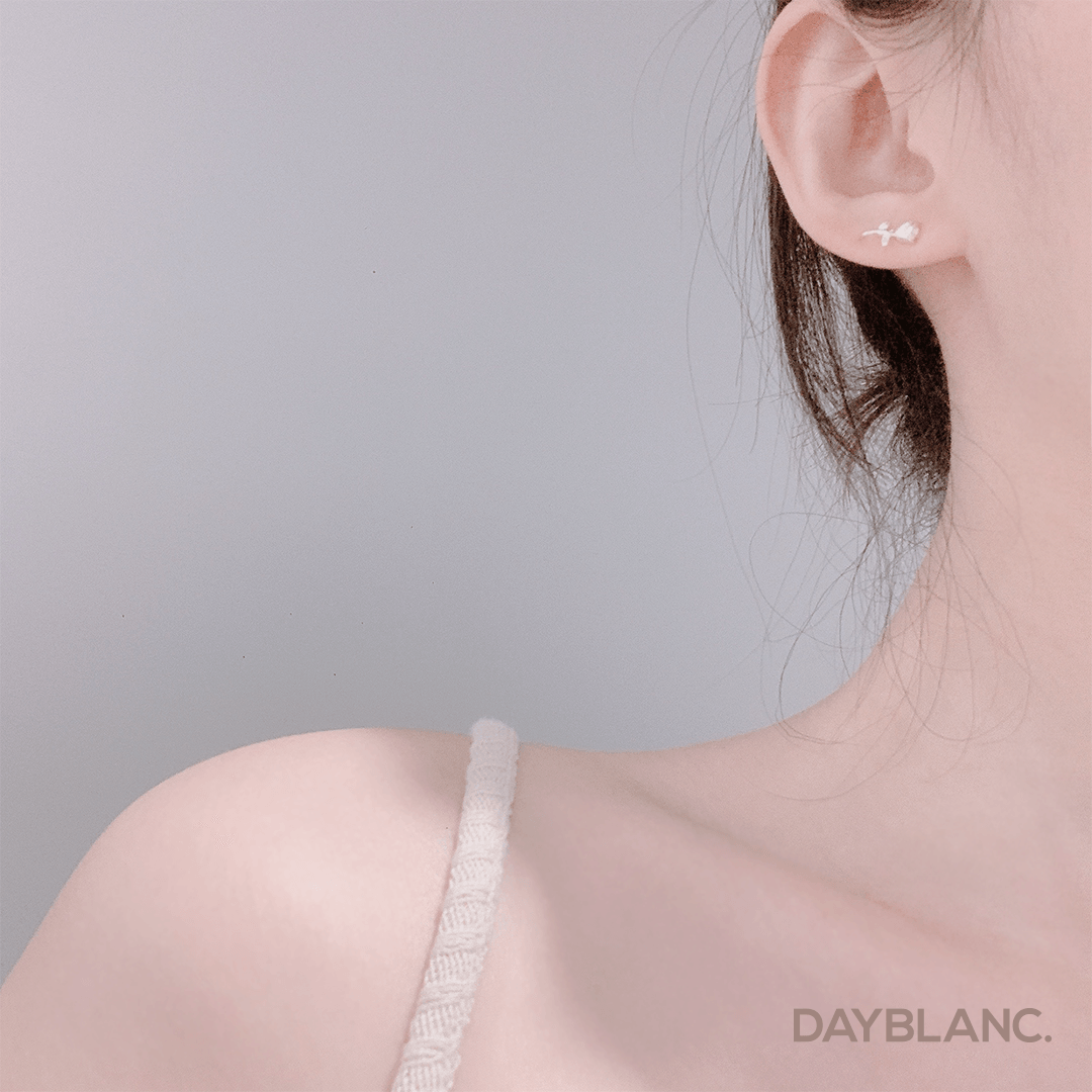 Jangmi (Earring) - DAYBLANC