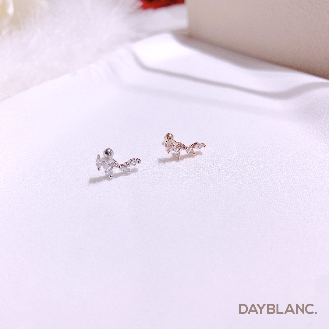 Snow Petal (Piercing) - DAYBLANC