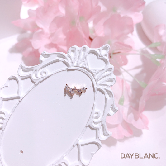 Snow Petal (Piercing) - DAYBLANC